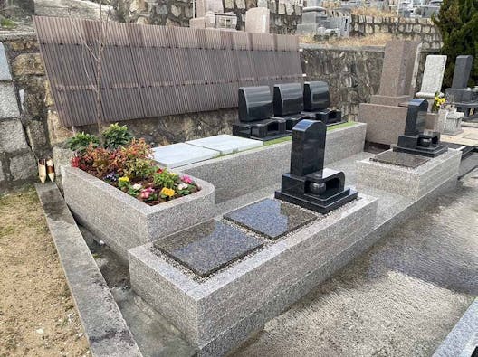 初村墓地(新庄墓地)