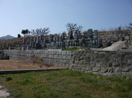 初村墓地(新庄墓地)