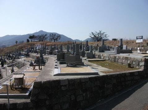 初村墓地（新庄墓地）