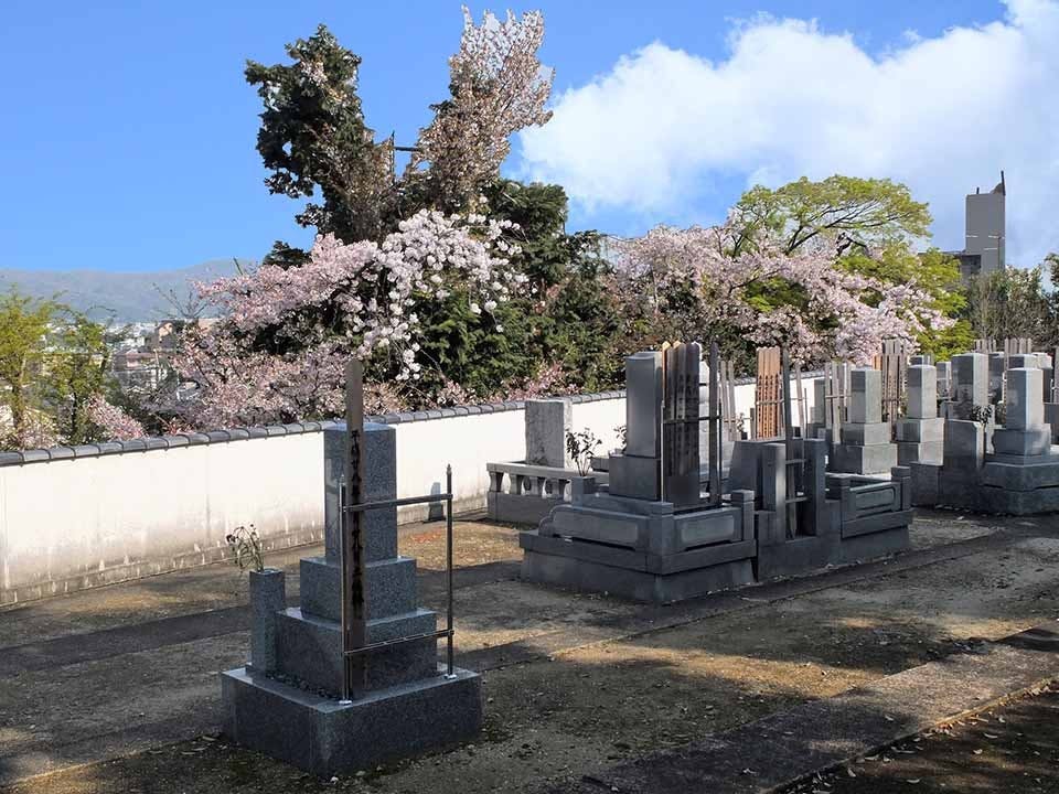 一様院寿苑(京都府京都市北区)の概要・価格・アクセス｜京都の霊園.com