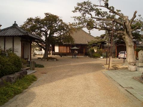 荘厳浄土寺霊園