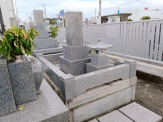 沖の浜共同墓地