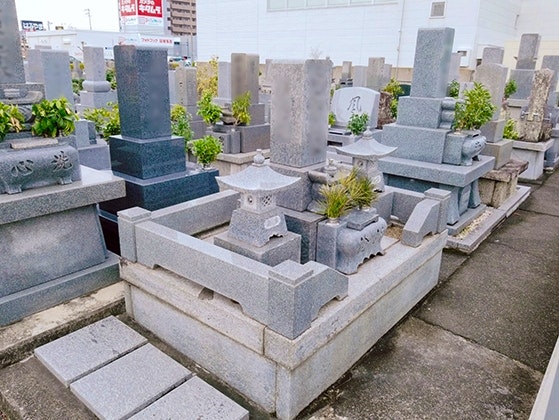 沖の浜共同墓地