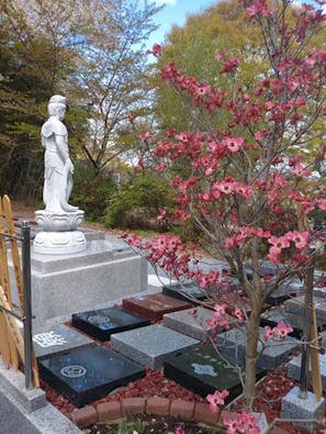 大圓寺自由墓苑