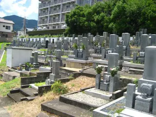 国分墓地