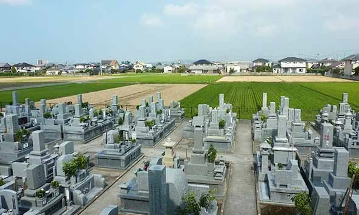 西沼寺墓苑(伊予郡)の霊園・墓地