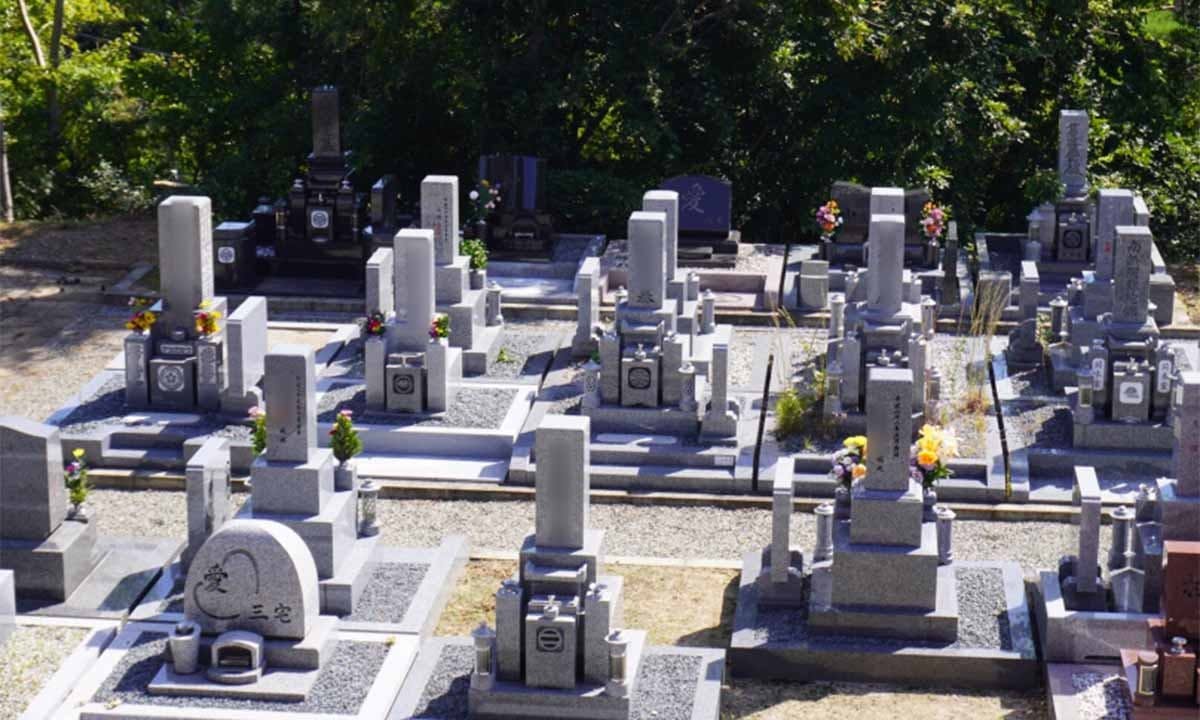 池田市営 五月山霊園