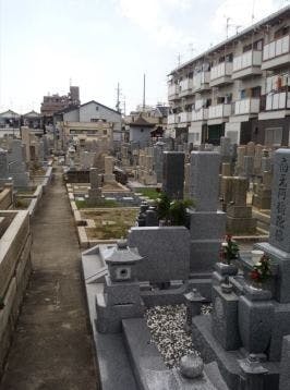 岩田墓地