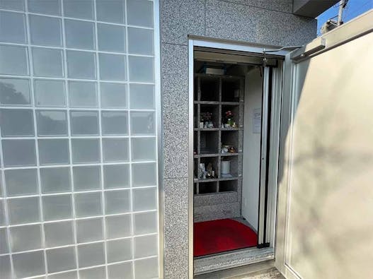 西部霊苑(永代供養付き納骨堂・一般墓)