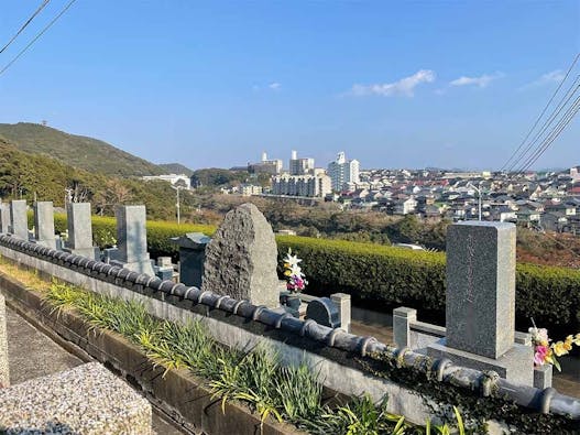 西部霊苑(永代供養付き納骨堂・一般墓)