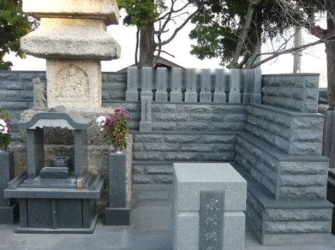 智積寺墓地