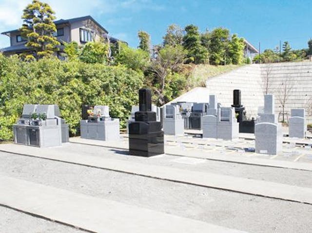 横浜日野墓苑 桜の里