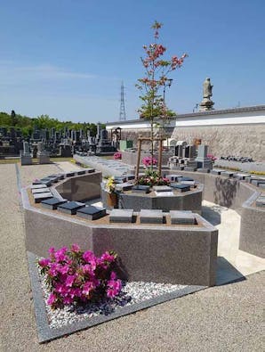 薬師院沼田墓苑