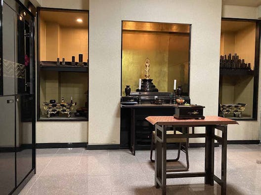 白金はなぞの霊園