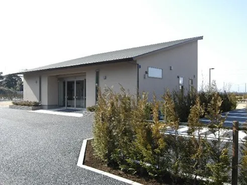 グリーンメモリアル川島