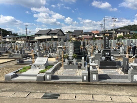 泉徳寺霊園（いずみ霊園）