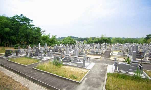 伯耆町町営公園墓地