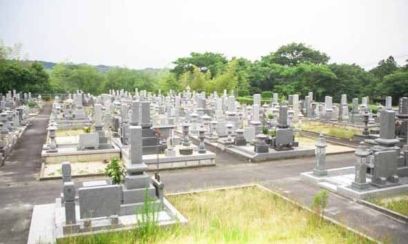 伯耆町町営公園墓地