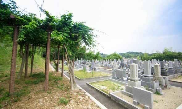 伯耆町町営公園墓地