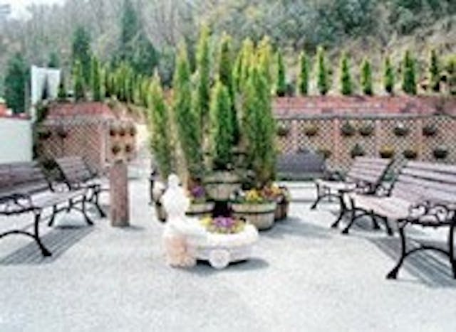 沼田ハーブ霊園