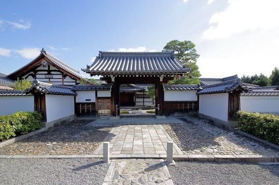 妙心寺隣華院 永代供養墓 「佛心塔」