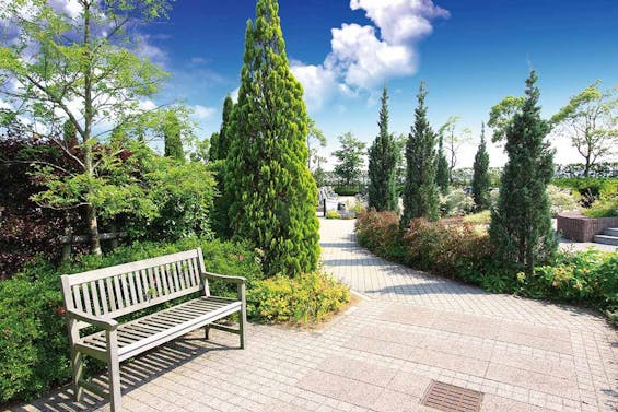 富士見メモリアルガーデン 永代供養墓「彩雲」