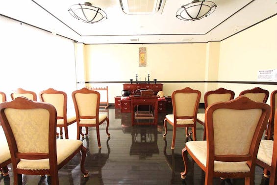 富士見メモリアルガーデン 永代供養墓「彩雲」