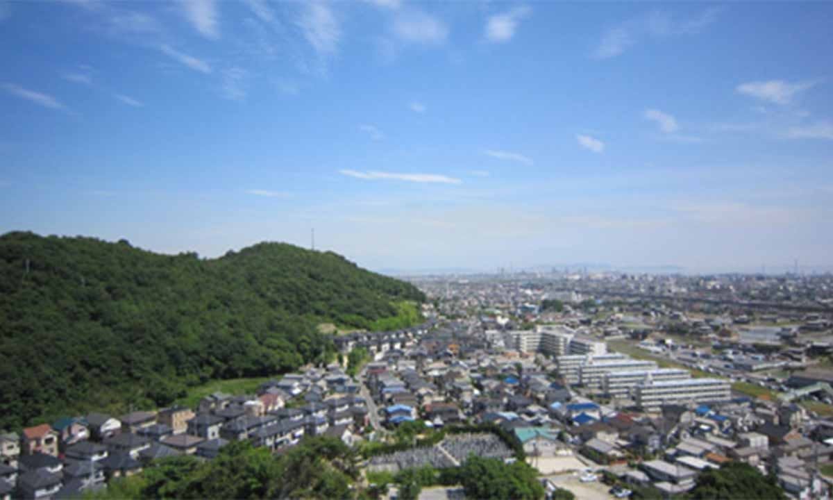 伊保山霊園