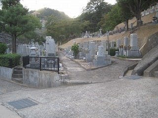 市営三滝墓苑 長安寺墓地の画像