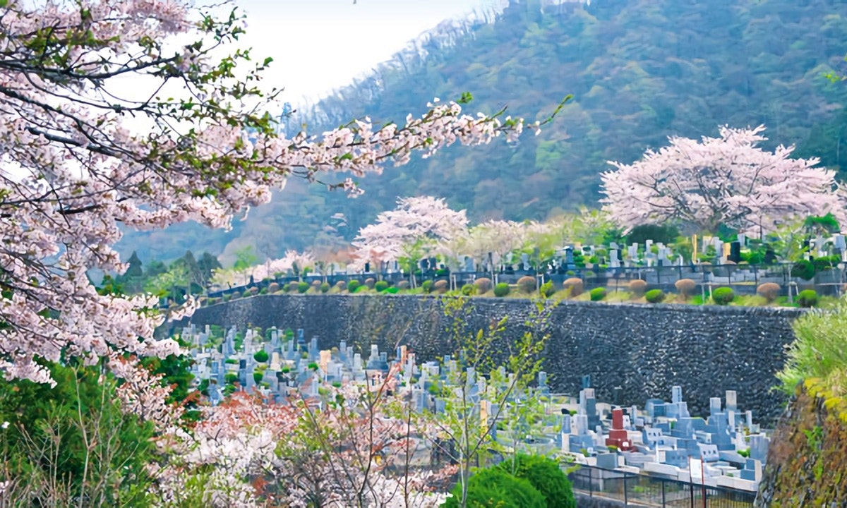 奥多摩霊園 家族永代供養「さくら」