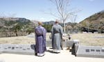 奥多摩霊園 家族永代供養「さくら」 毎年、桜の咲き誇る4月頃に合同供養祭を行います。
