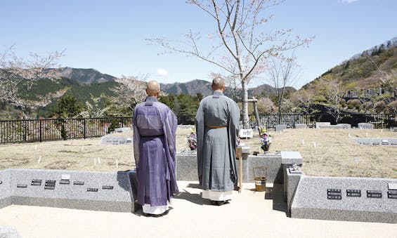 奥多摩霊園 家族永代供養「さくら」