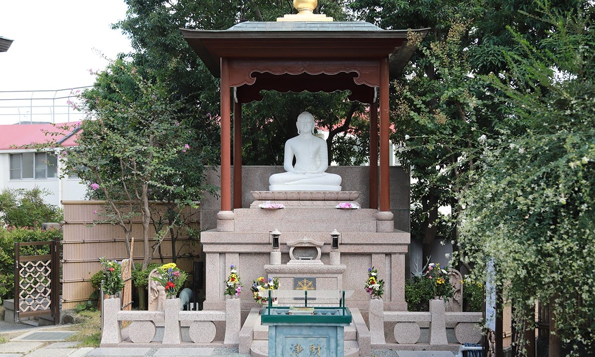 萩の寺・仏日山墓苑