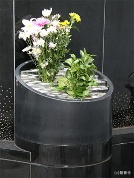 龍善寺 (早稲田永代供養墓 一般お預かり型)