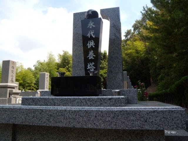 岡山東宝樹霊苑 岡山東永代供養合祀塔