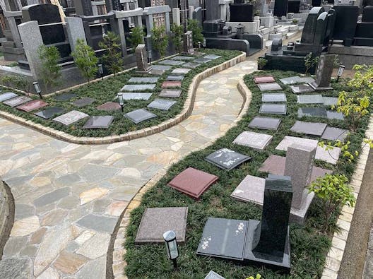 樹木葬・永代供養墓「やすらぎ祈りのその」