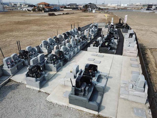 南八幡共同墓地