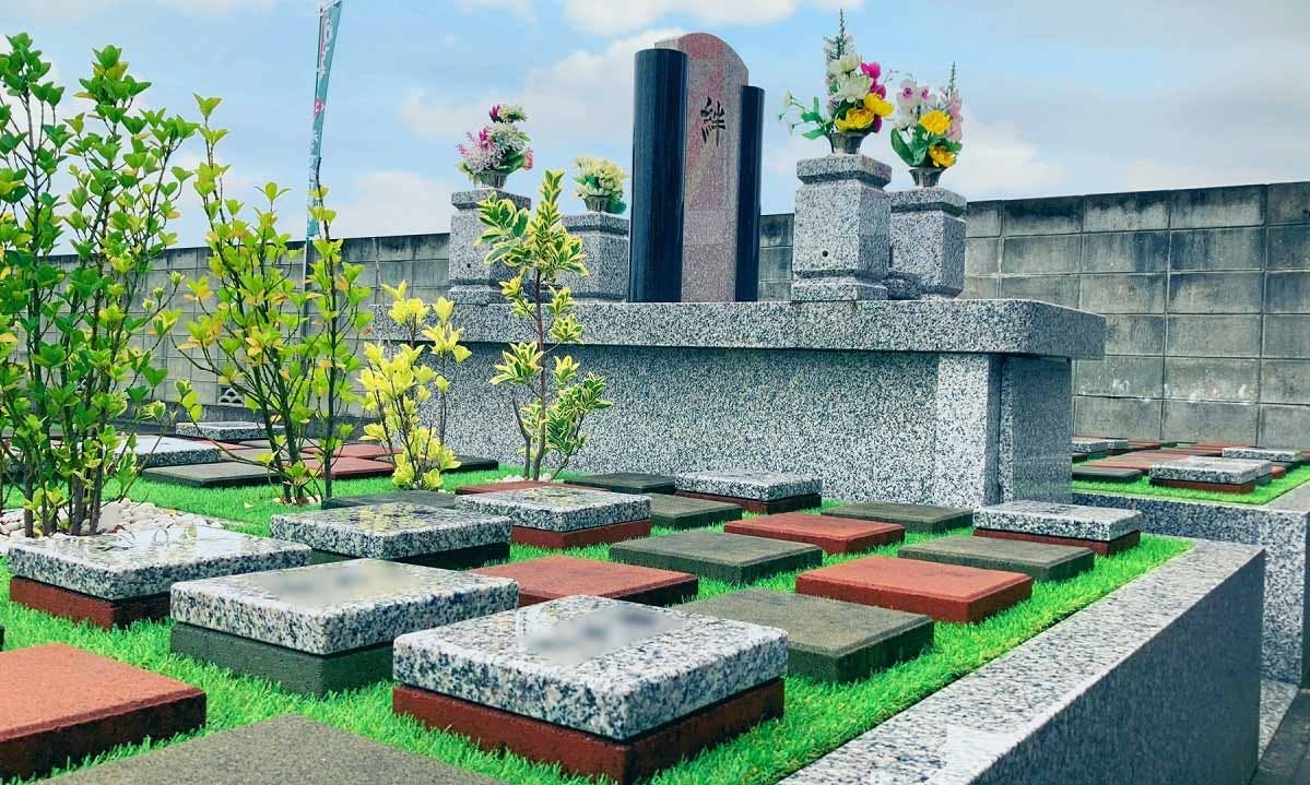極楽寺 クリスタルガーデン・永代供養墓・樹木葬