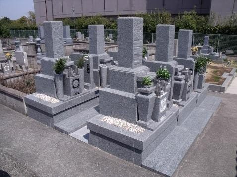 鷹ノ尾墓地