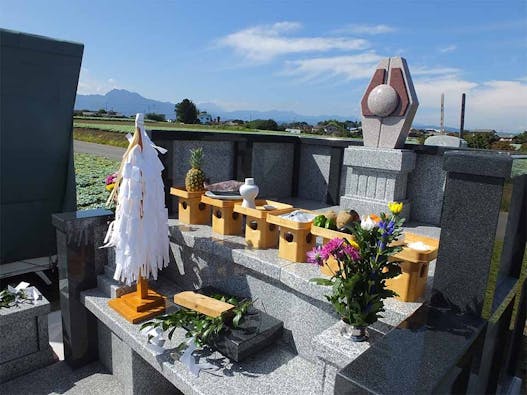 白山神社 永代供養墓 祖霊殿