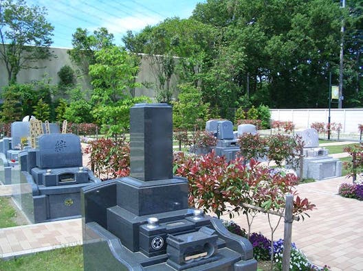 フラワーパークみよしの霊園