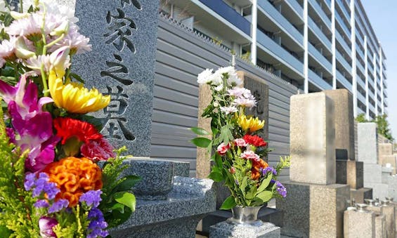 寳泉寺 永代合祀納骨廟「功徳苑」