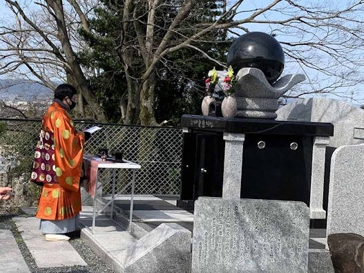 青垣霊園「さくら廟」