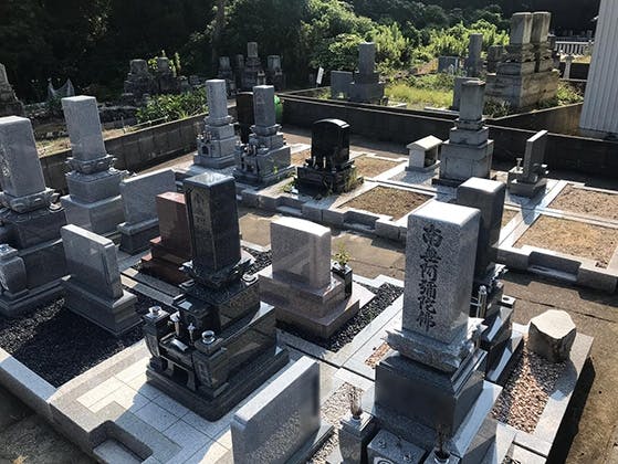 三国南本町墓地