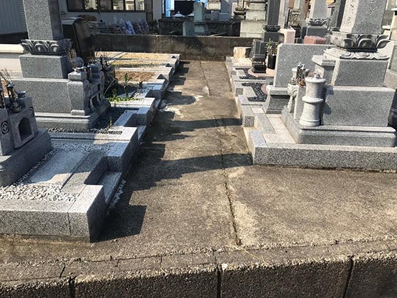 三国南本町墓地