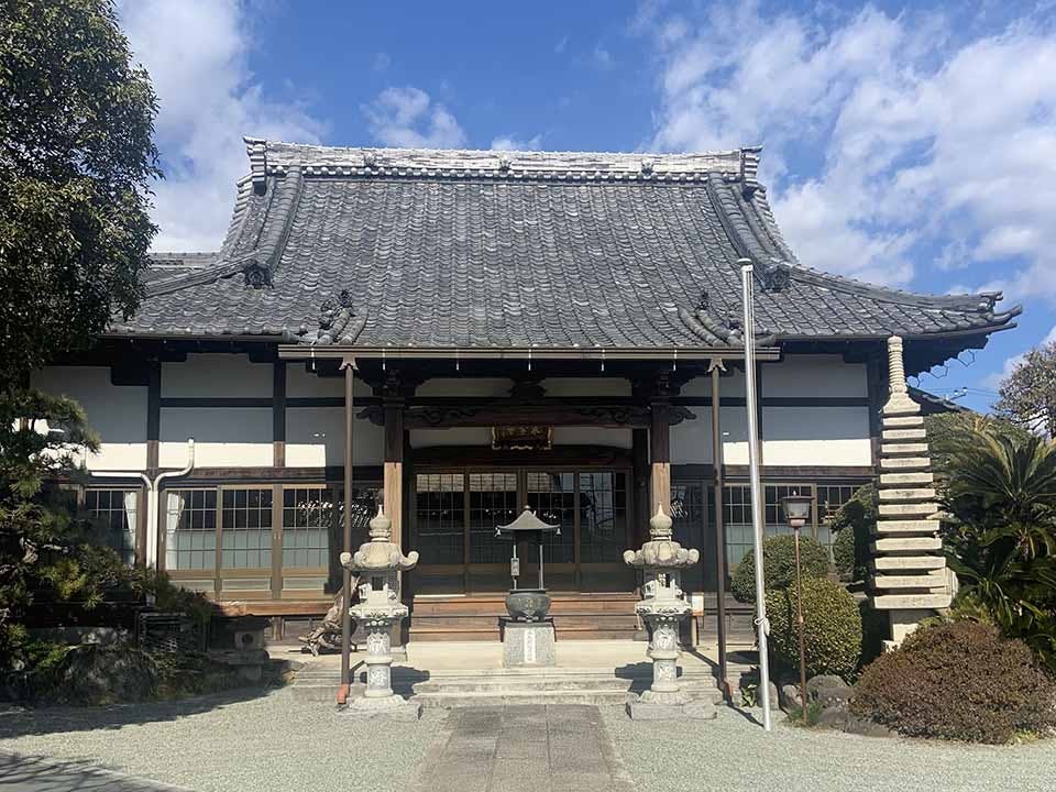 東学寺 一般墓・十三仏供養塔・花壇墓地