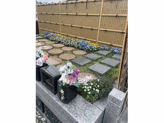 東学寺 一般墓・十三仏供養塔・花壇墓地