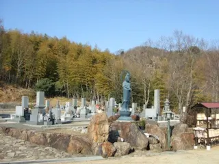 奥之院霊園