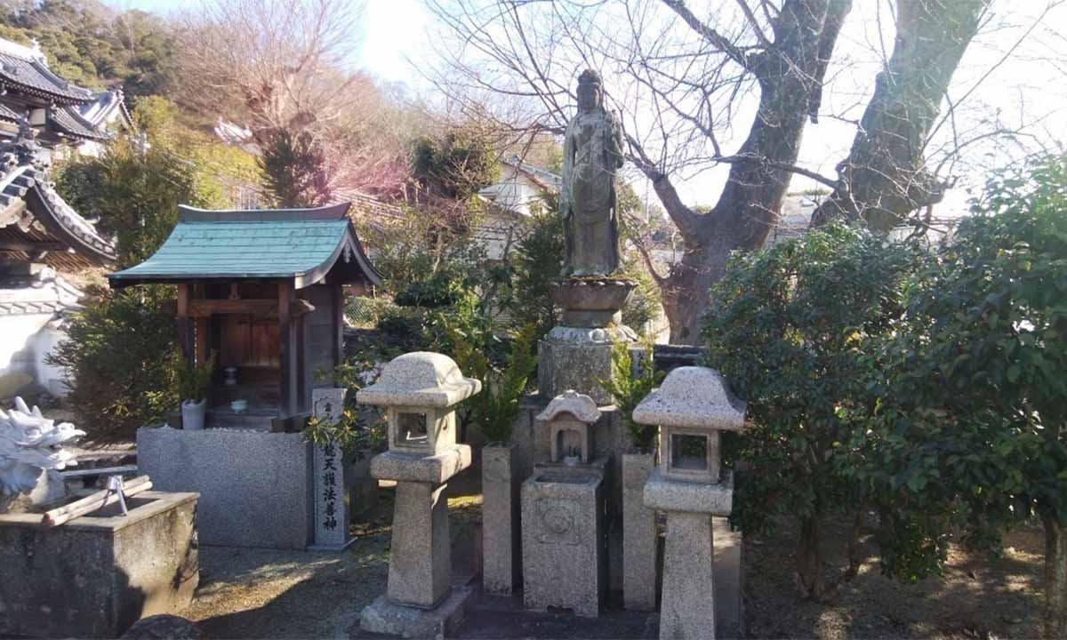 陽春寺