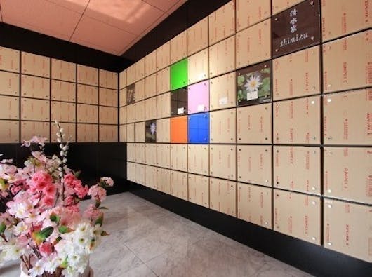 メモリアルガーデン三鷹 屋内永代供養墓「さくら堂」